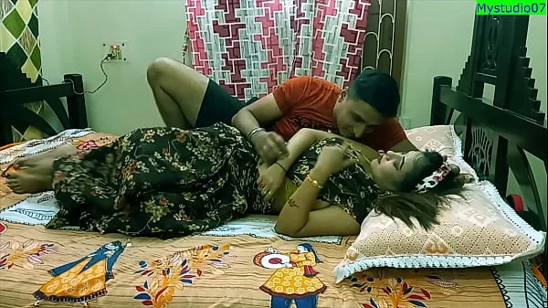 Beautiful bhabhi hot xxx sex with secret lover! with clear hindi audio